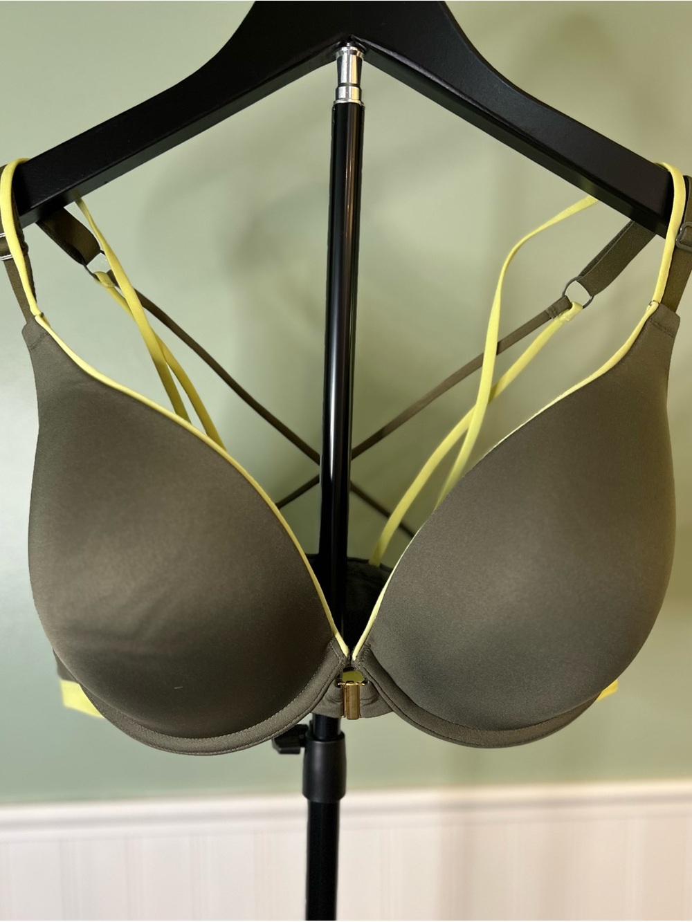 Cacique Olive Boost Plunge Push Up Bra with Yellow Trim. Size 42D